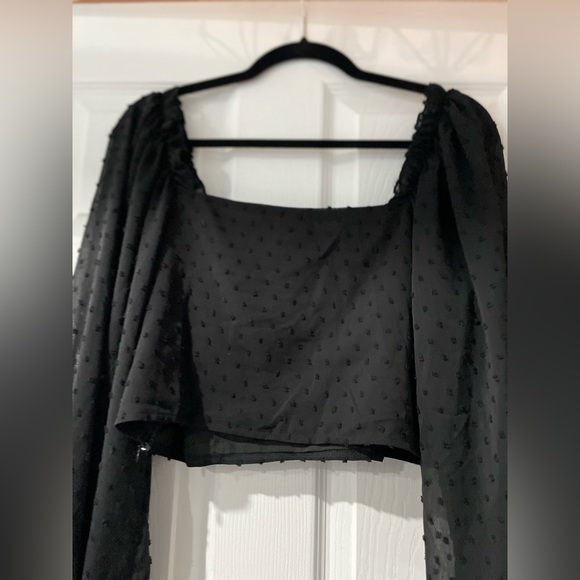 Balloon sleeve crop top - Picture 6 of 7